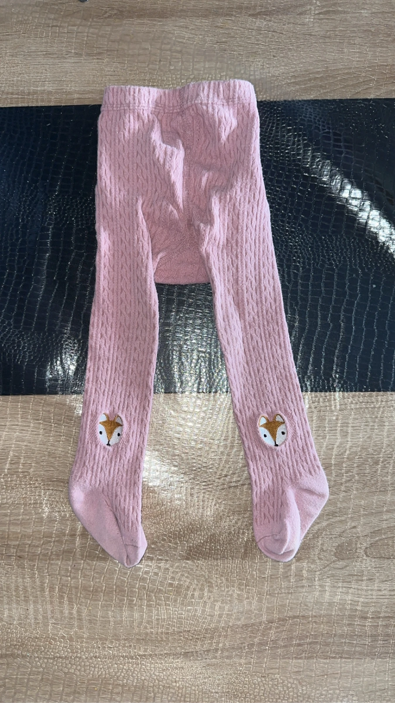 Collant pour petites filles rose avec des renard 